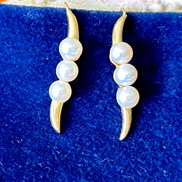 14Kt Gold Freshwater Pearls Ear Climber Crawler Earrings - Picture 1 of 8